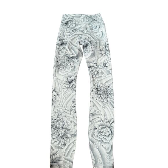 Lululemon sz 2 Wunder Under Hi-Rise 7/8 Tight *25" in Twine White Multi - Picture 4 of 4